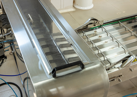 Semi Automatic Food Conveyor Belt Made Marshalling Cooling Conveyor Of Stainless Steel